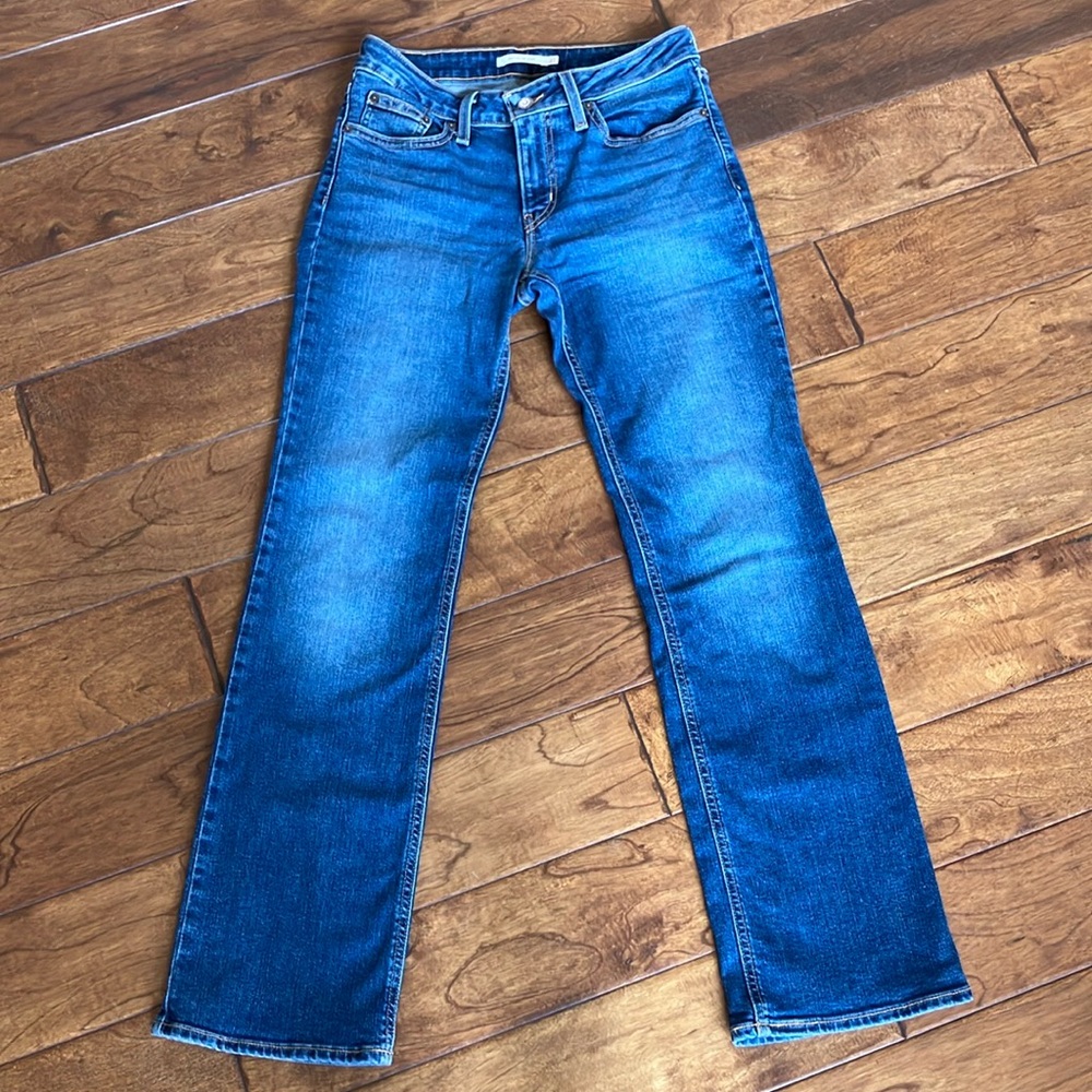 Levi’s super low boot cut jeans! 27x32